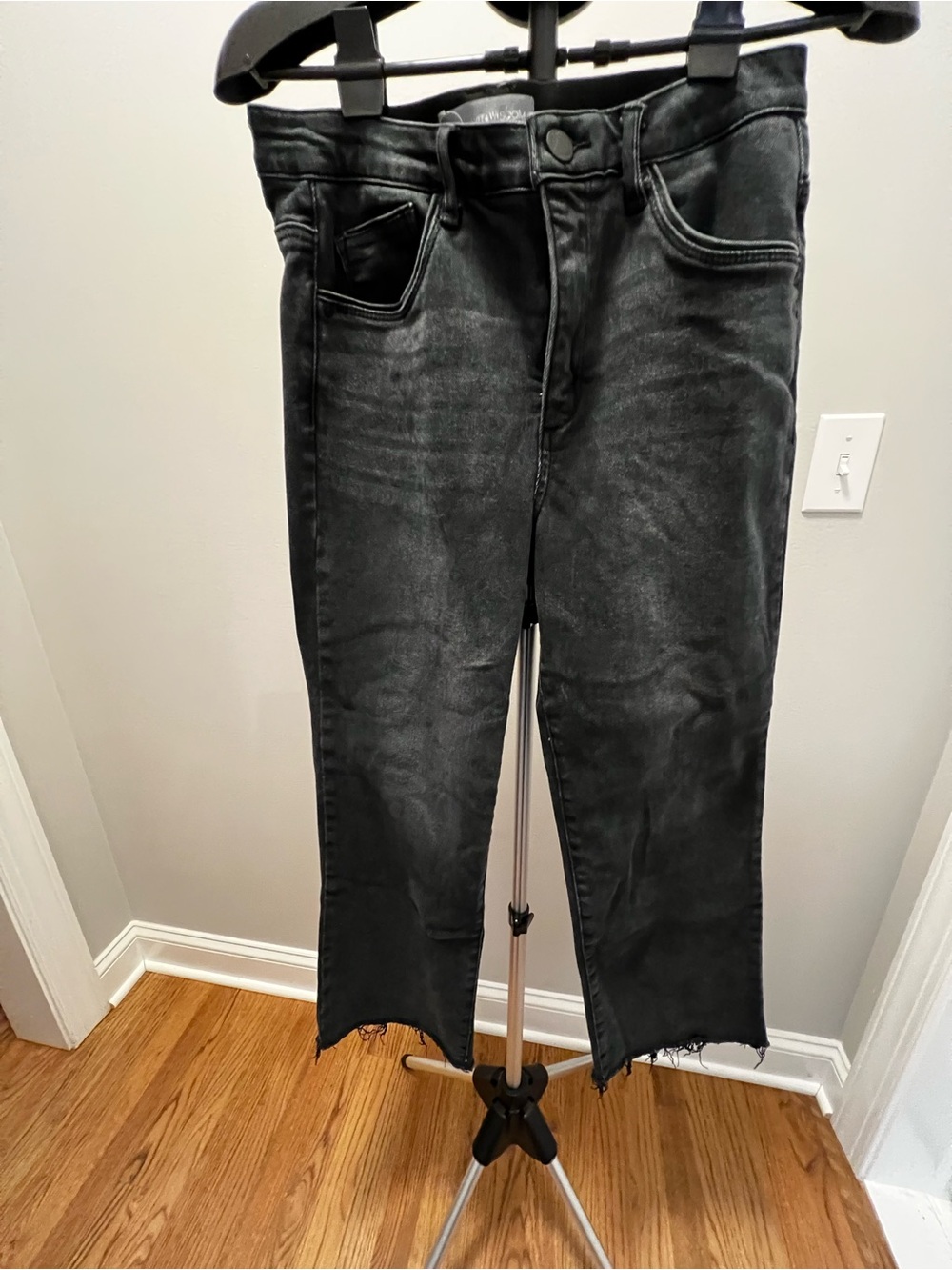 Wit & Wisdom Black Washed Cropped Ankle Jeans